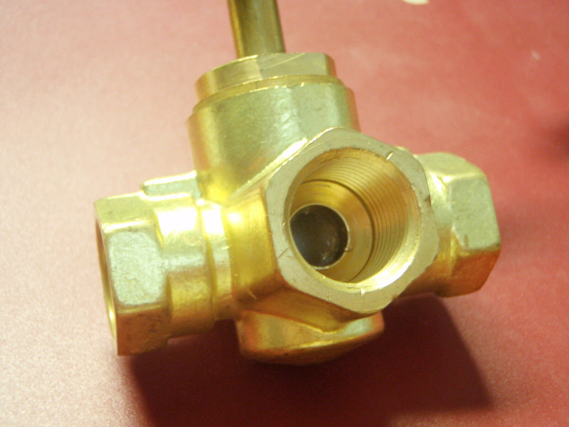 Load image into Gallery viewer, FUEL TANK VALVE SHUT OFF 3/8&quot; THREAD 18-1656 3 WAY VALVES PAIR 3/8 HOSE 32013 X6
