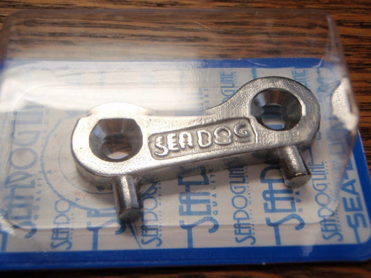 DECK FILL KEY STAINLESS SEADOG 3513991 1-3/16 CENTER ON PINS FUEL GAS WATER TOOL