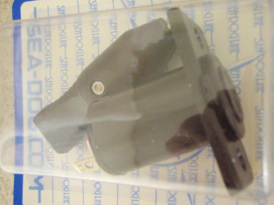 POWER SOCKET 12/24VOLT NYLON SEADOG 4261121 MARINE BOATING ELECTRICAL SUPPLIES